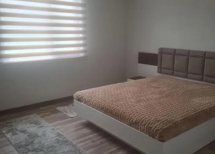 Villa хадживезула *