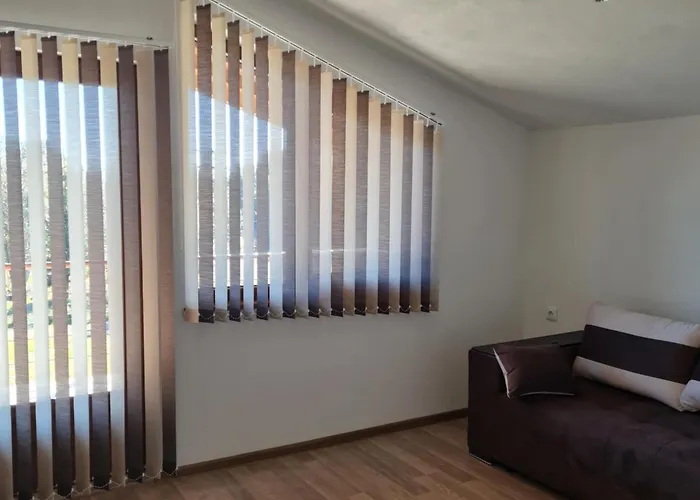 хадживезула Yakoruda