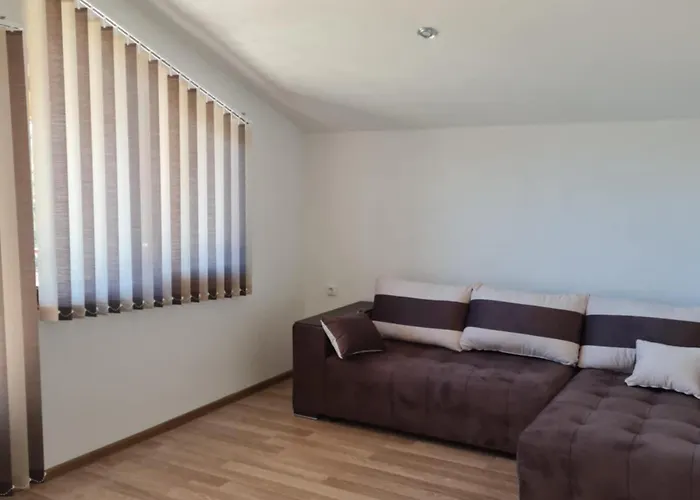 Villa хадживезула